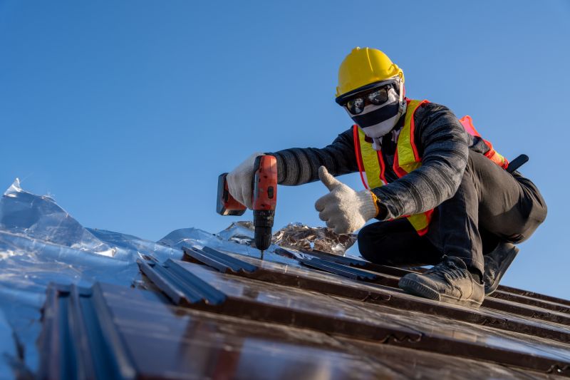 Local Metal Roof Construction pros at work